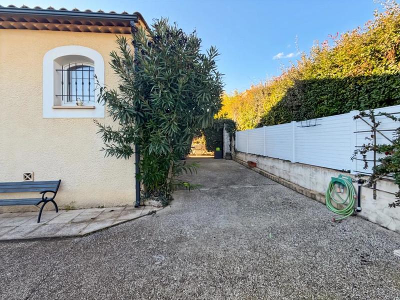 Villa - 143 m² - 6 pièces