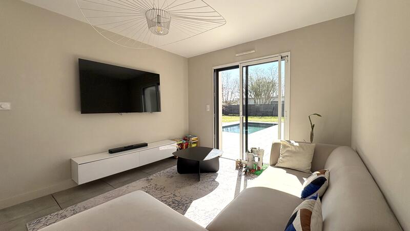 Maison - 130 m² - 5 pièces