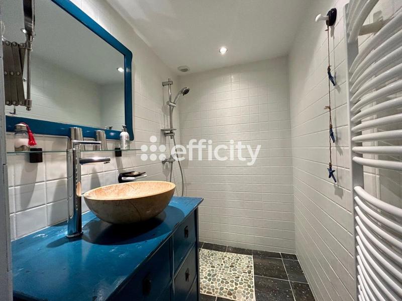 Maison - 380 m² - 11 pièces