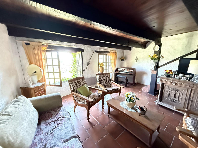 Maison - 234 m² - 4 pièces