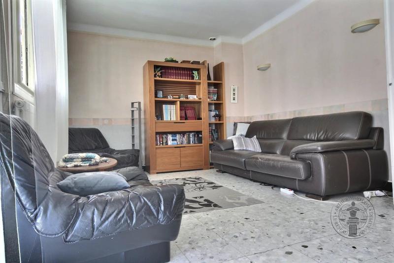 Maison - 170 m² - 8 pièces