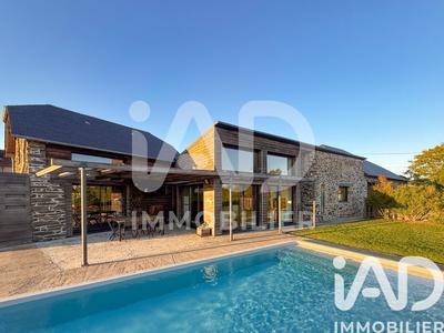 Maison - 152 m² - 5 pièces