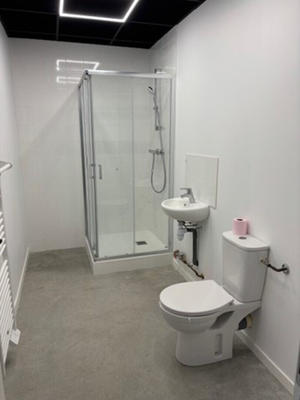 Local d'activité / Entrepôt - 85 m²