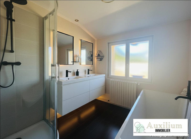 Maison ancienne - 115 m² - 5 pièces