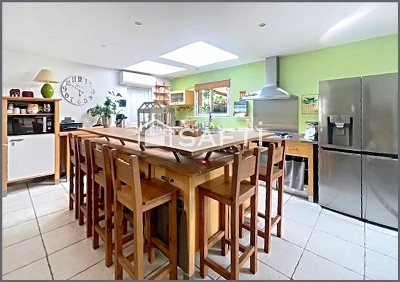 Maison - 97 m² - 4 pièces