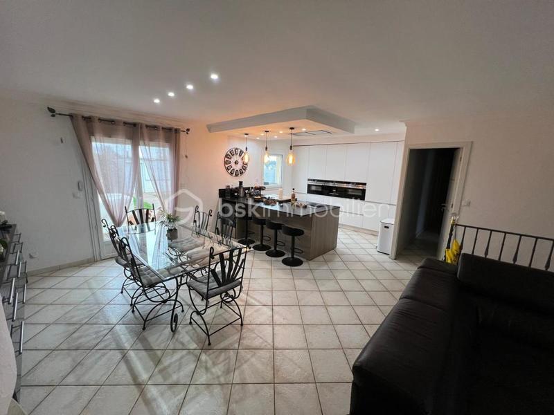 Maison - 140 m² - 7 pièces