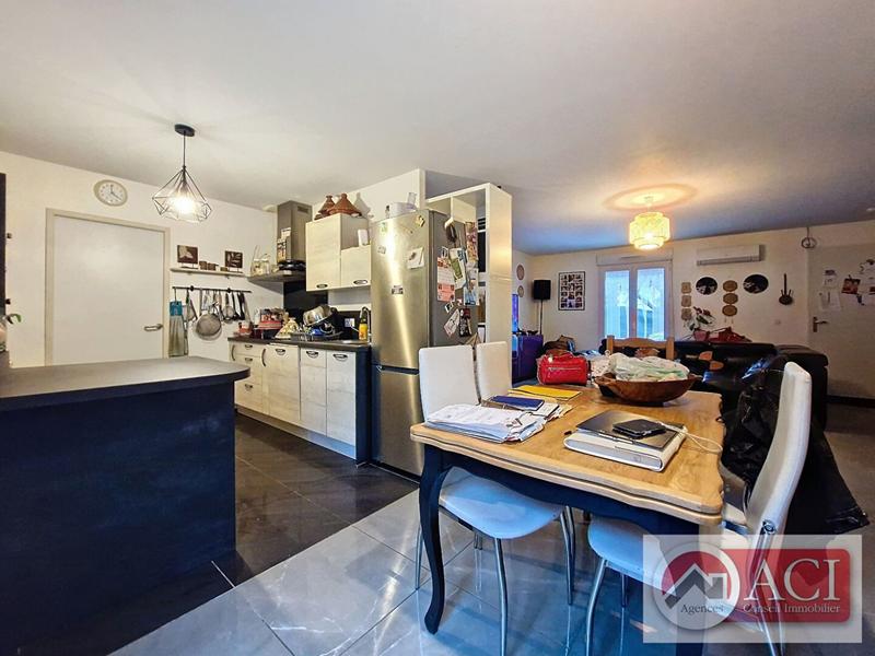 Maison - 94 m² - 4 pièces