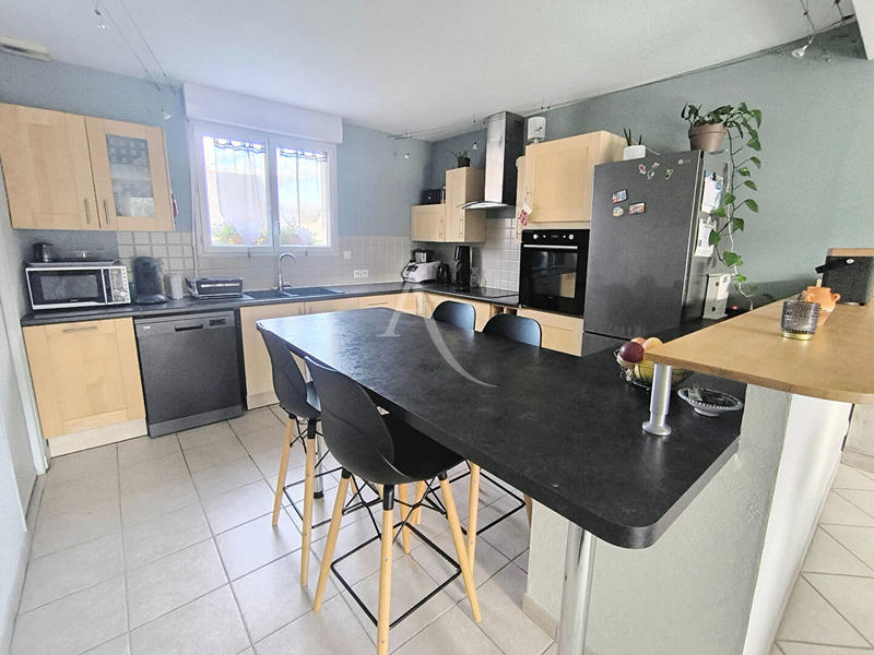 Maison - 135 m² - 7 pièces