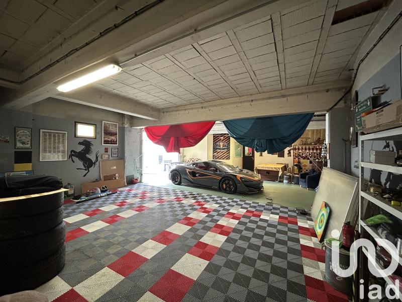 Maison - 200 m² - 6 pièces