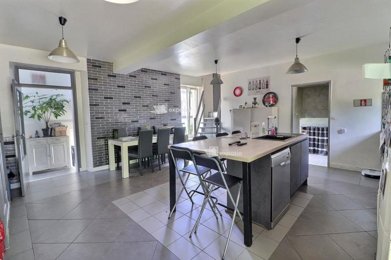 Maison - 175 m² - 6 pièces