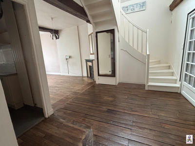 Appartement - 92 m² - 4 pièces