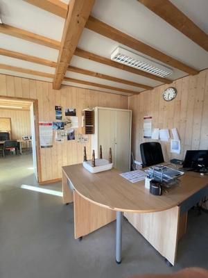 Local d'activité / Entrepôt - 600 m² - 5 pièces