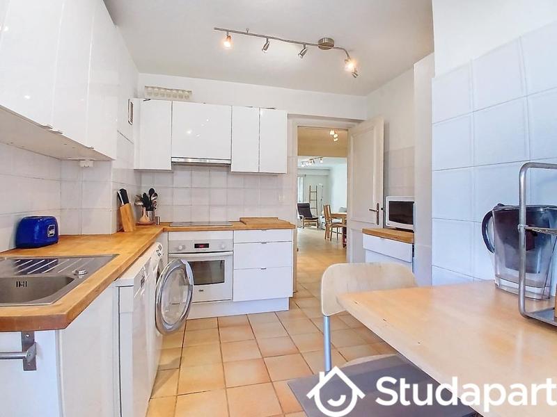 Chambre - 13 m² - 1 pièce