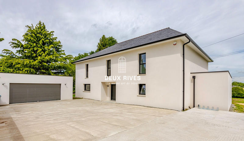Maison contemporaine - 350 m² - 10 pièces