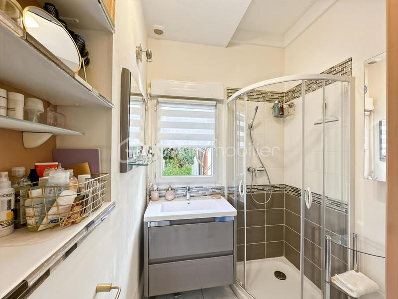 Maison de ville - 70 m² - 4 pièces