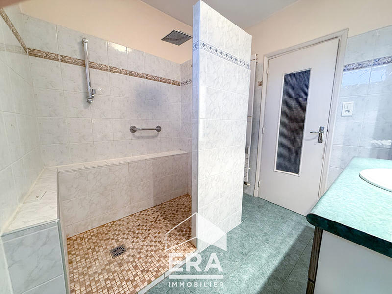 Maison - 179 m² - 6 pièces