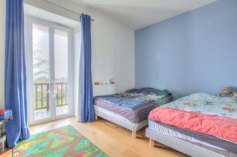 Maison - 200 m² - 6 pièces