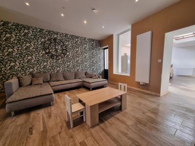 Maison - 156 m² - 8 pièces