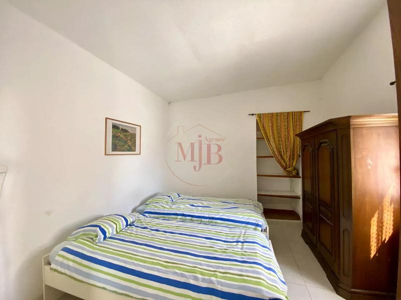 Propriété - 370 m² - 26 pièces