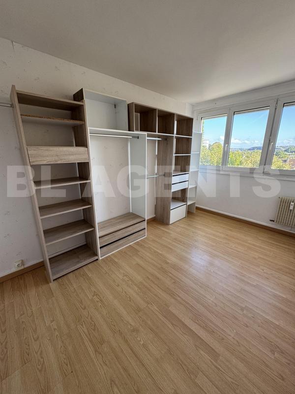 Appartement - 72 m² - 4 pièces