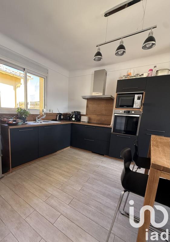 Appartement - 170 m² - 6 pièces