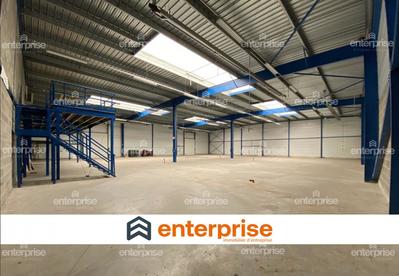 Local d'activité / Entrepôt - 1 500 m²