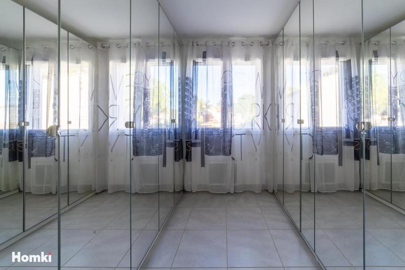 Maison - 137 m² - 6 pièces