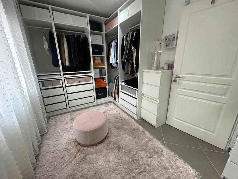 Maison - 226 m² - 7 pièces