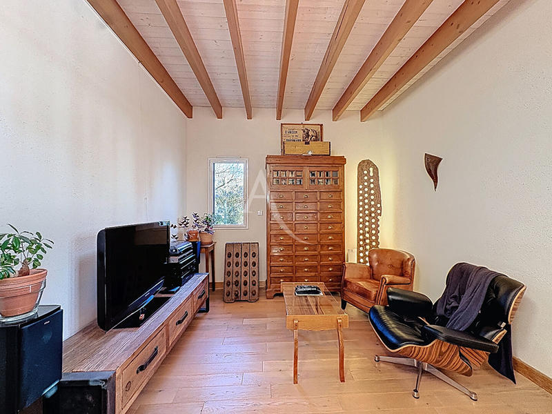 Maison - 163 m² - 6 pièces