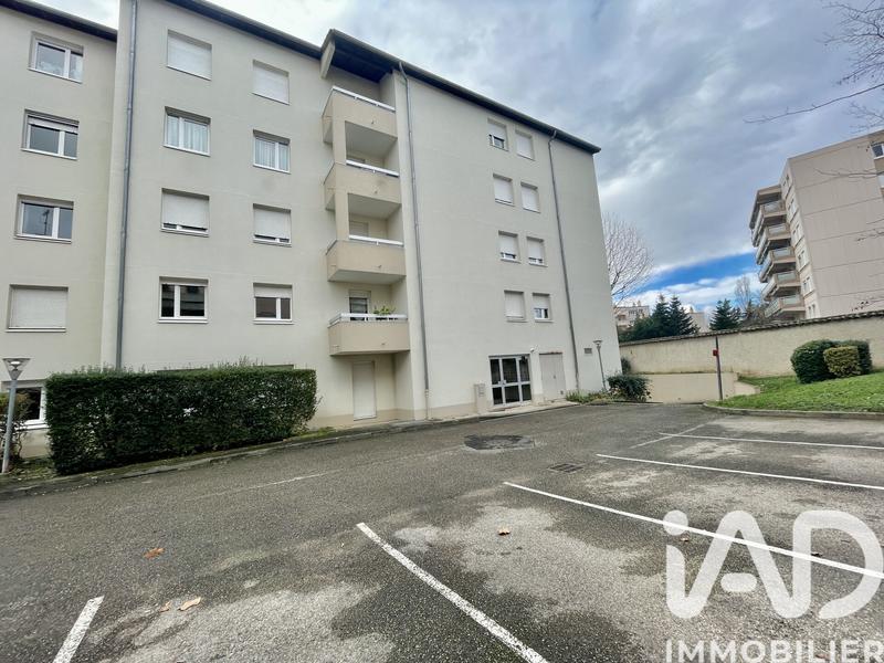 Appartement - 49 m² - 2 pièces