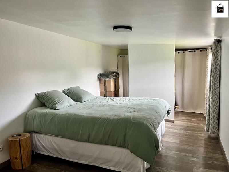 Maison - 205 m² - 7 pièces