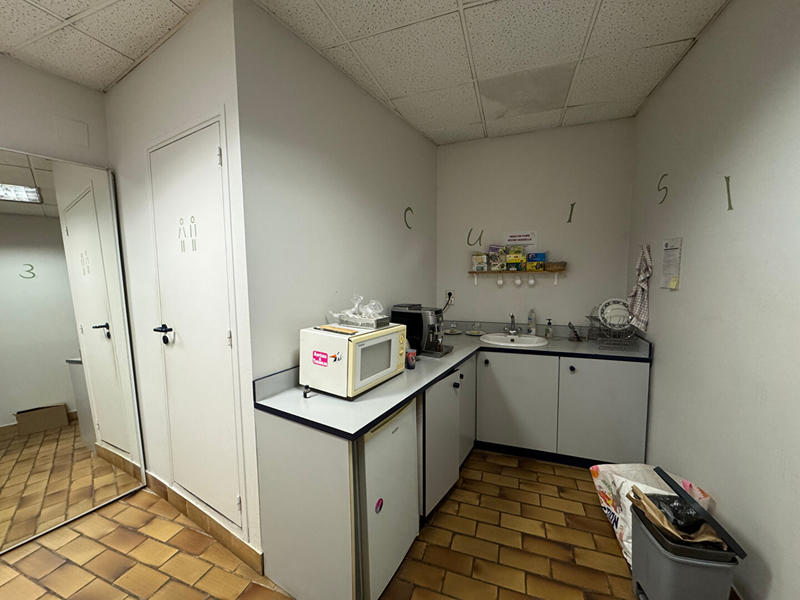Local commercial - 159 m² - 5 pièces