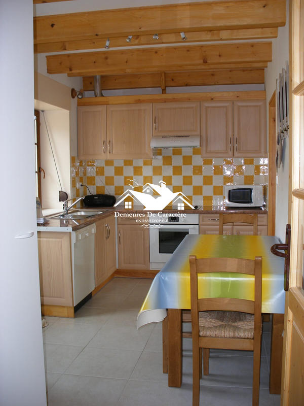 Maison - 359 m² - 11 pièces