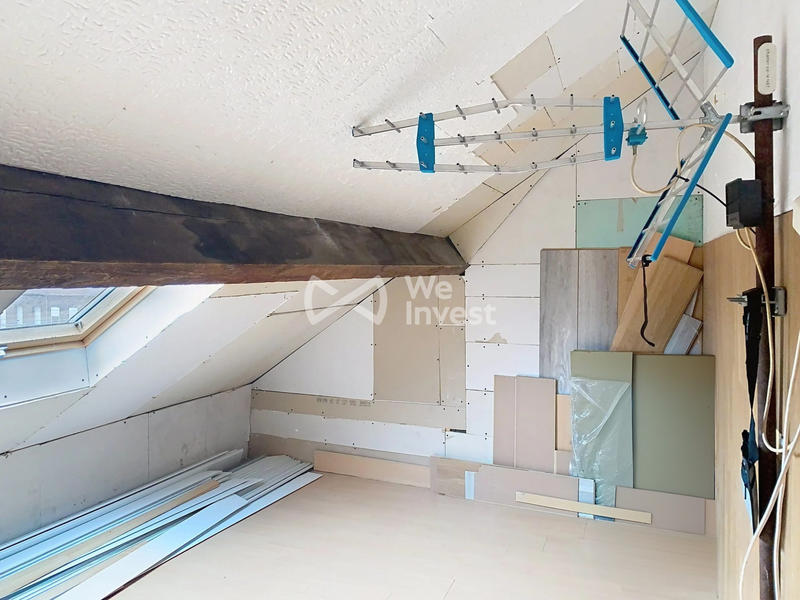 Maison - 90 m² - 5 pièces