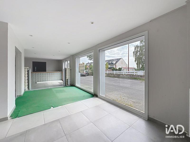 Local commercial - 1 345 m²