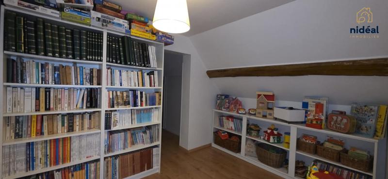 Maison - 283 m² - 12 pièces