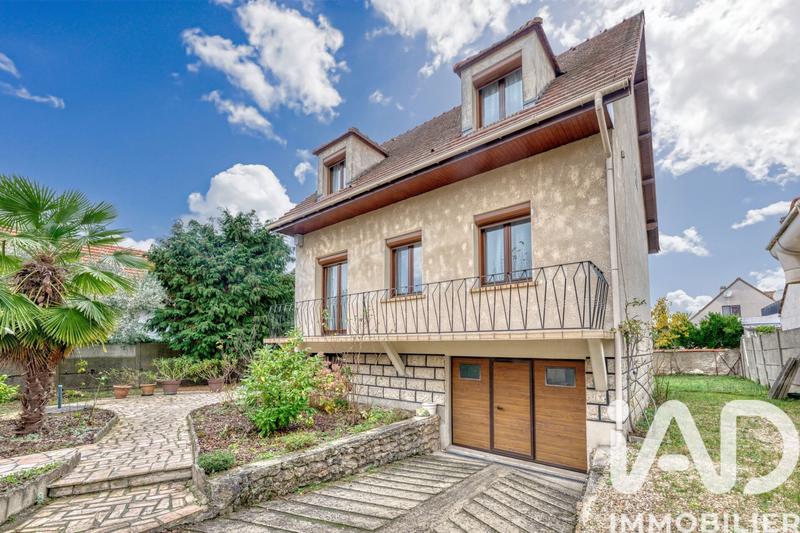 Maison - 105 m² - 5 pièces