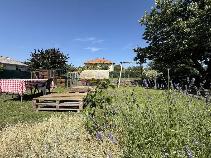 Maison - 100 m² - 9 pièces