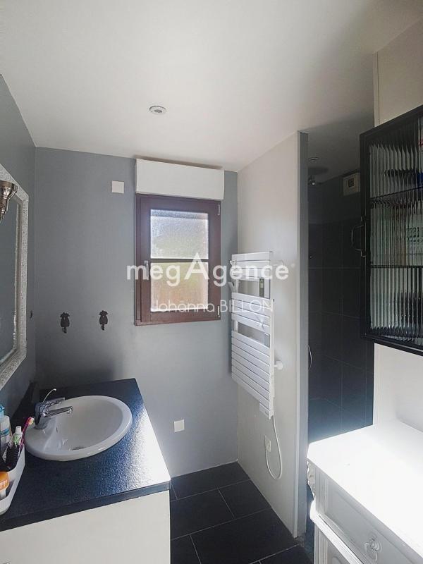 Maison traditionnelle - 158 m² - 6 pièces