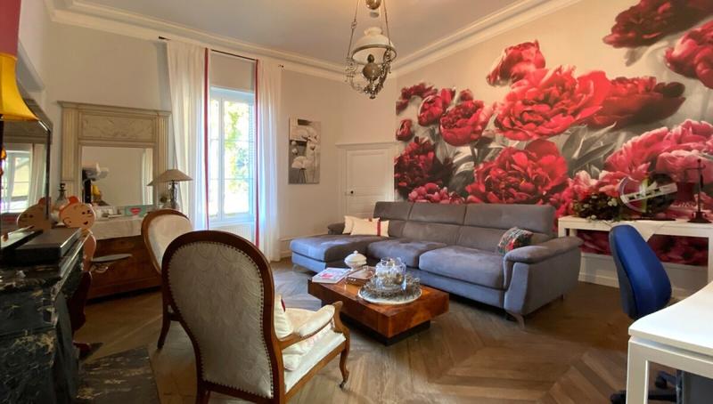 Propriété - 282 m² - 10 pièces