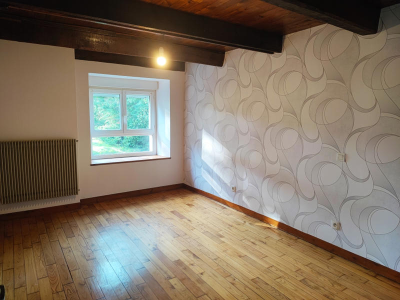 Maison - 102 m² - 4 pièces