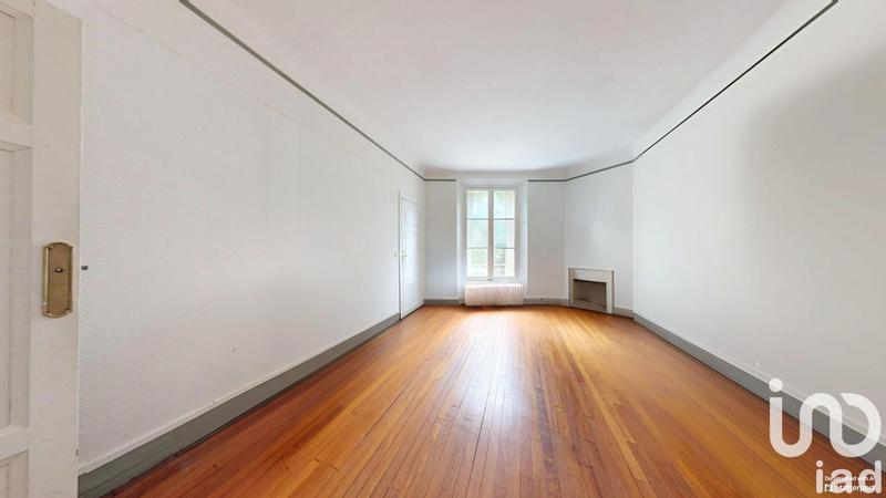 Maison - 211 m² - 7 pièces