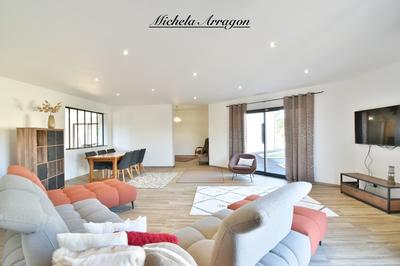 Maison - 177 m² - 6 pièces