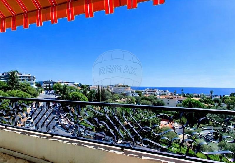 Appartement - 110 m² - 4 pièces