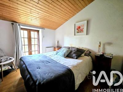 Maison - 94 m² - 5 pièces