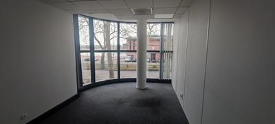 Bureau - 491 m² - 15 pièces