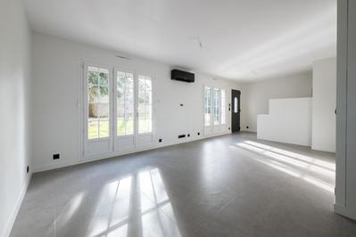 Maison - 111 m² - 5 pièces