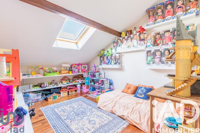 Maison - 140 m² - 6 pièces