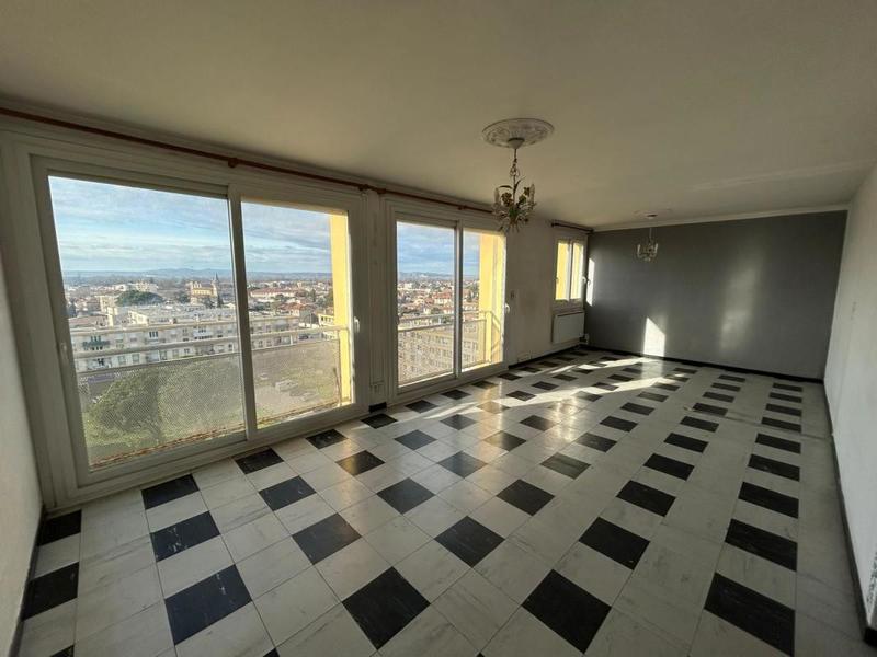 Appartement - 85 m² - 4 pièces