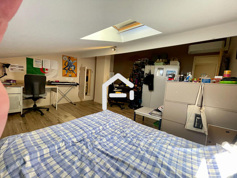 Maison - 158 m² - 7 pièces